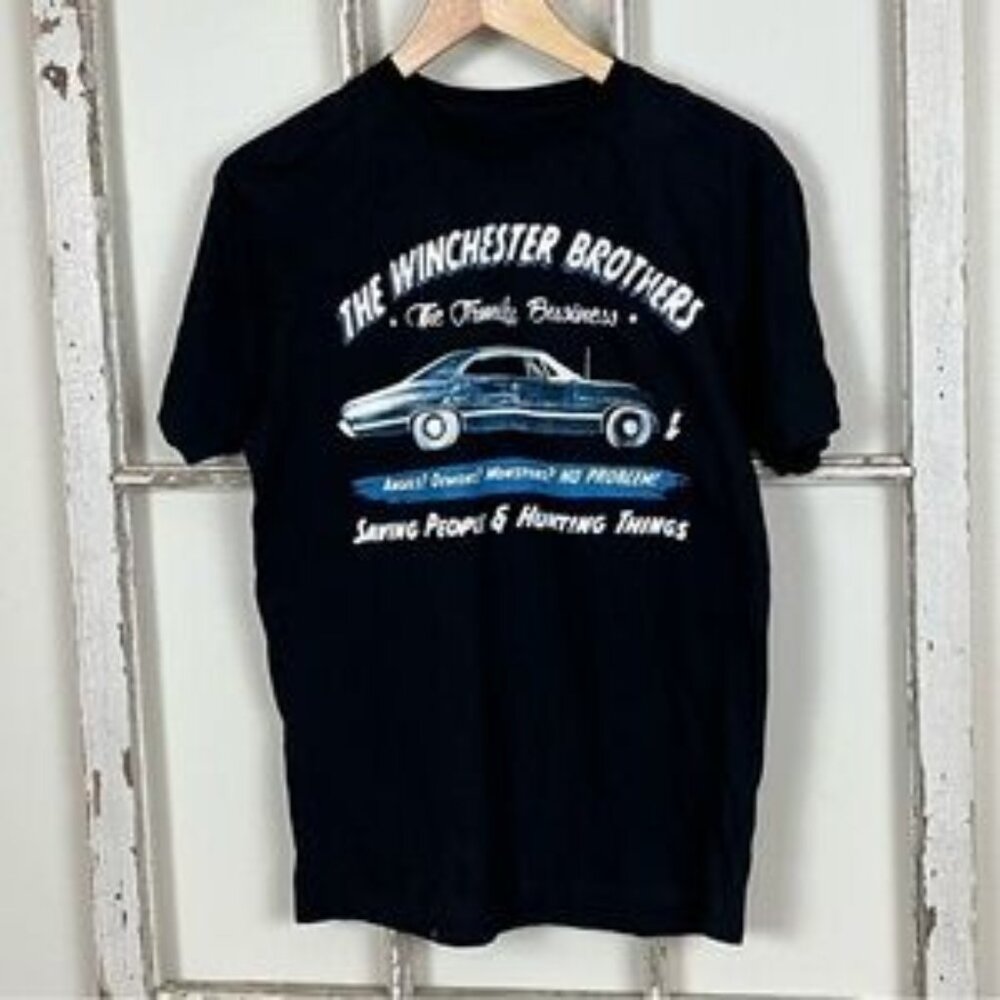 “Supernatural Join The Hunt” T-Shirt Men’s Medium